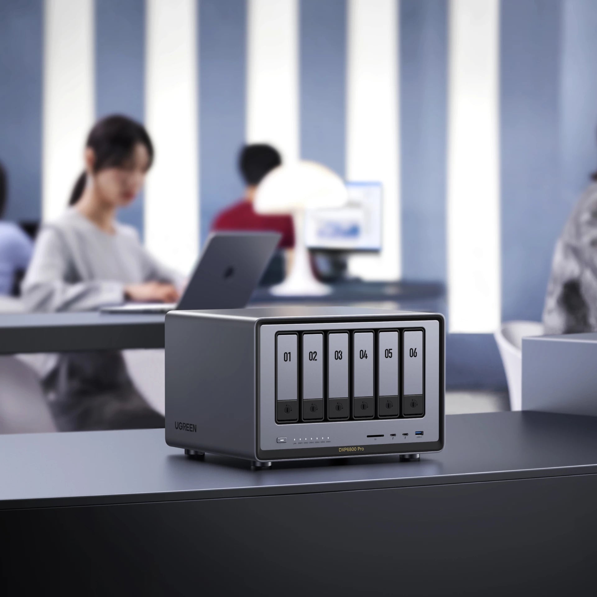 UGREEN NASync DXP6800 Pro